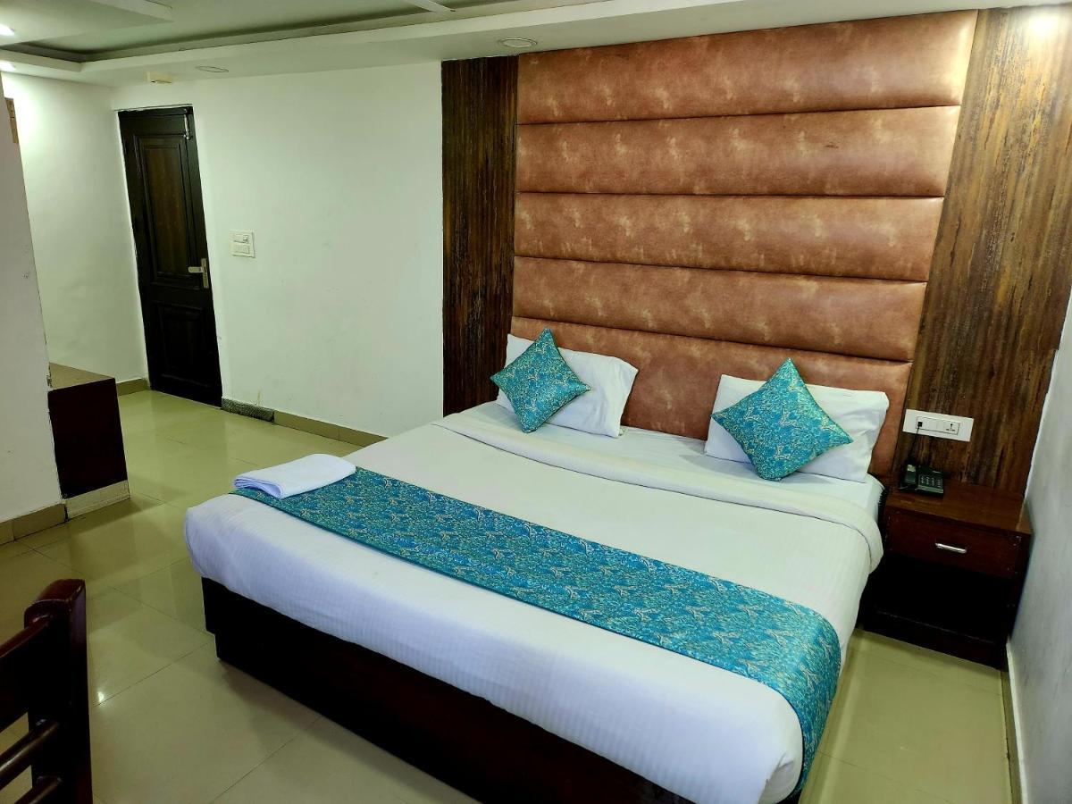 Hotel Krone Near Igi Airport Delhi Yeni Delhi Dış mekan fotoğraf